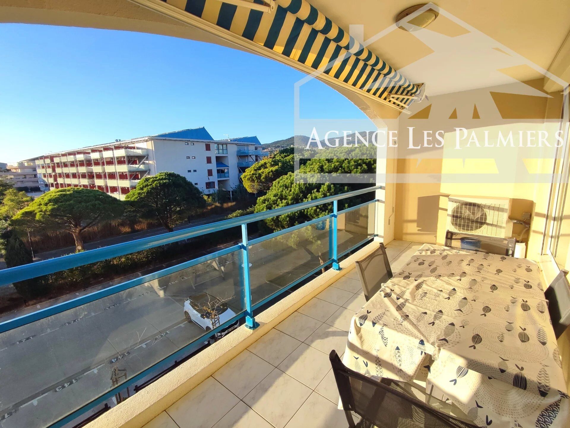 Appartement  T2 à vendre Lavandou (Le) 83980