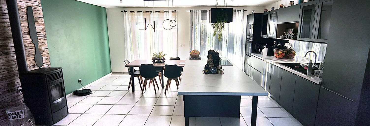 Maison 4 Pièces 98 m² à vendre à Saint-André-le-Gaz (38490)