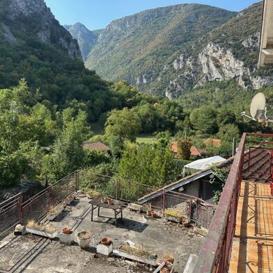 Maison 6 pièces 88000 €