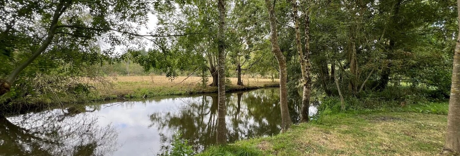 Terrain  4390 m² à vendre à Le Vanneau-Irleau (79270)