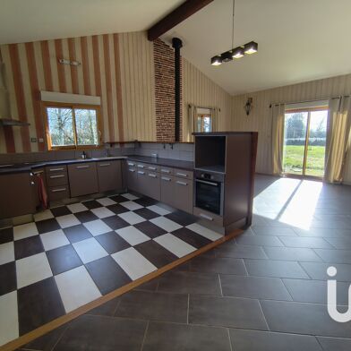 Maison 9 pièces 180000 €