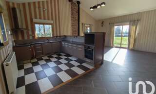 Maison 9 Pièces 163 m² à vendre à Lusignan (86600)