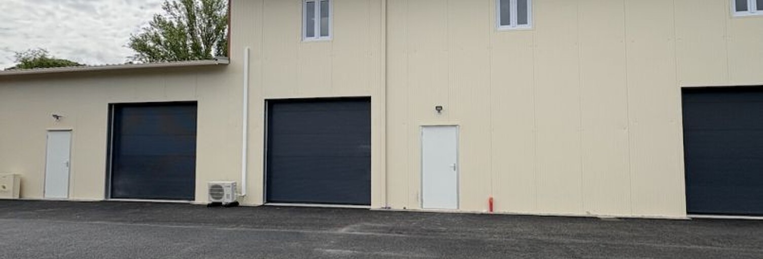 Commerce  176 m² à louer à Cornebarrieu (31700)