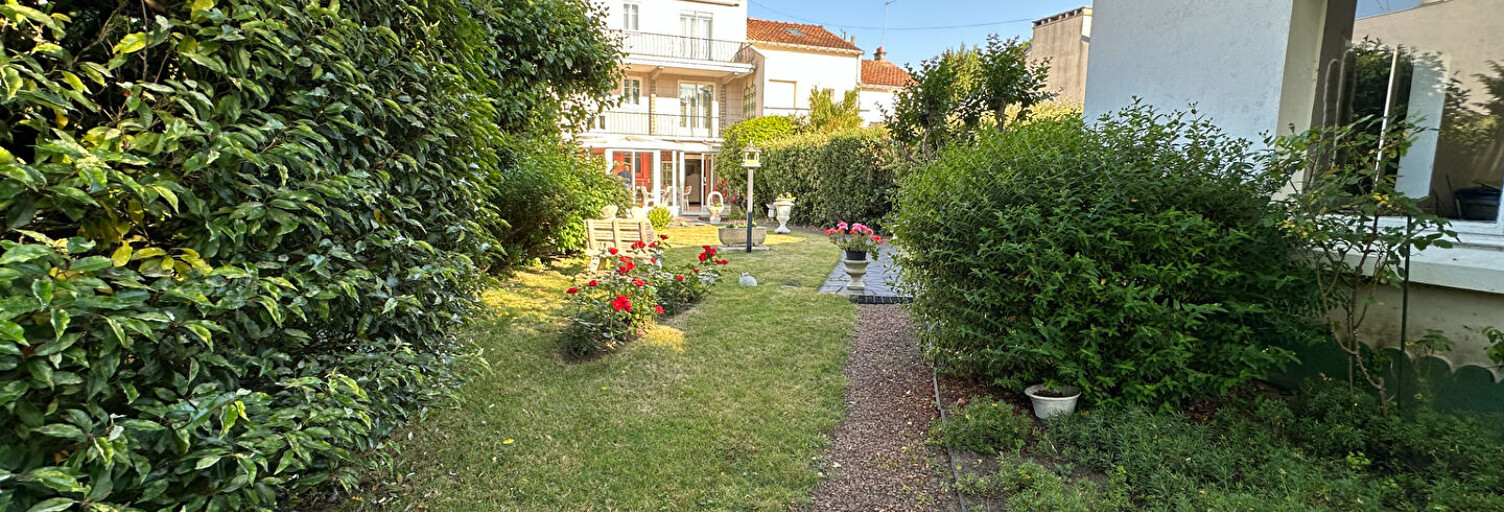 Maison 11 Pièces 176 m² à vendre à Nantes (44100)