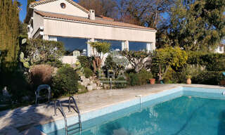 Maison 10 Pièces 205 m² à vendre à La Gaude (06610)