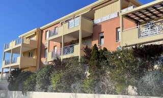 Garage   m² à louer à Hyères (83400)