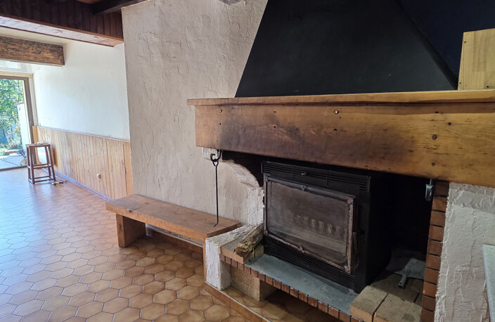CHARMANTE MAISON AVEC JARDIN. — photo 4