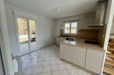 Appartement 4 pièces 905 €