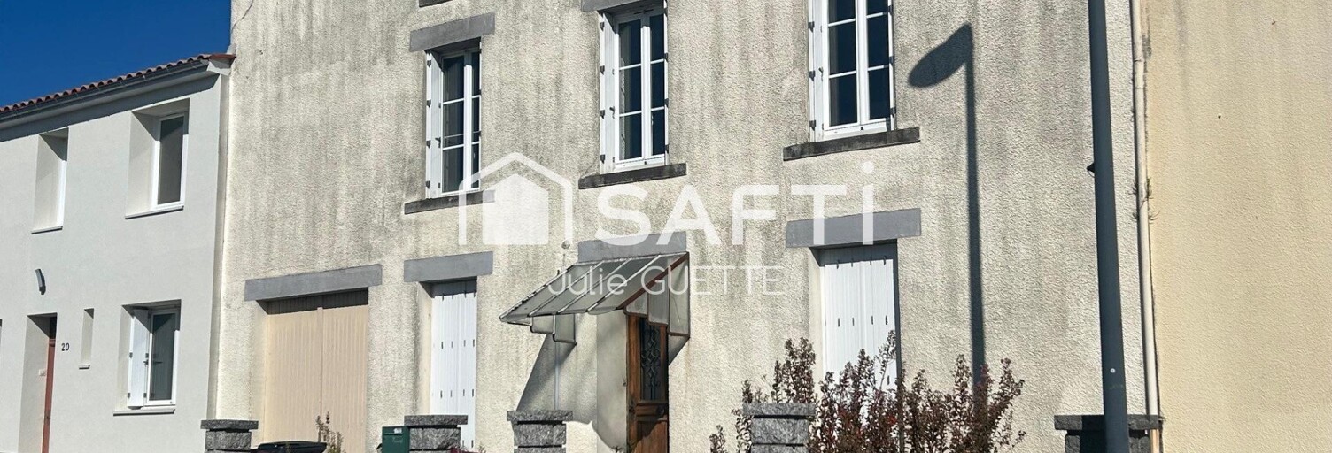 Maison 7 Pièces 110 m² à vendre à Montournais (85700)