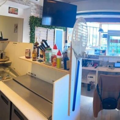 Commerce 4 pièces 158312 €