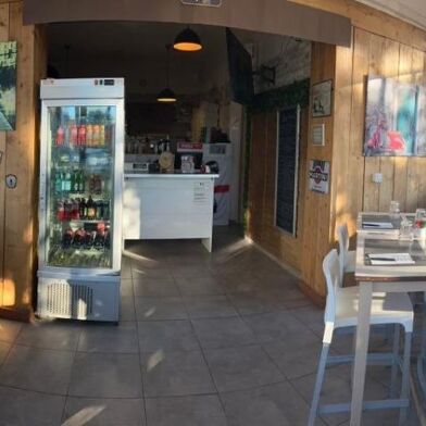 Commerce 4 pièces 158312 €