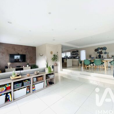 Maison 7 pièces 520000 €