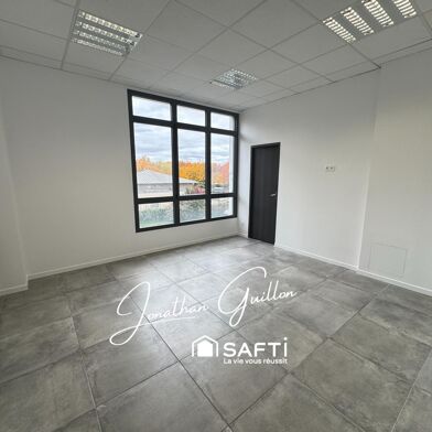 Commerce 4 pièces 1050 €