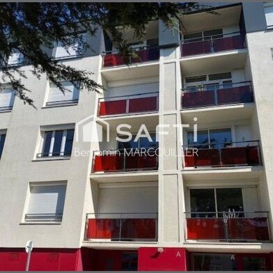 Appartement 4 pièces 174000 €