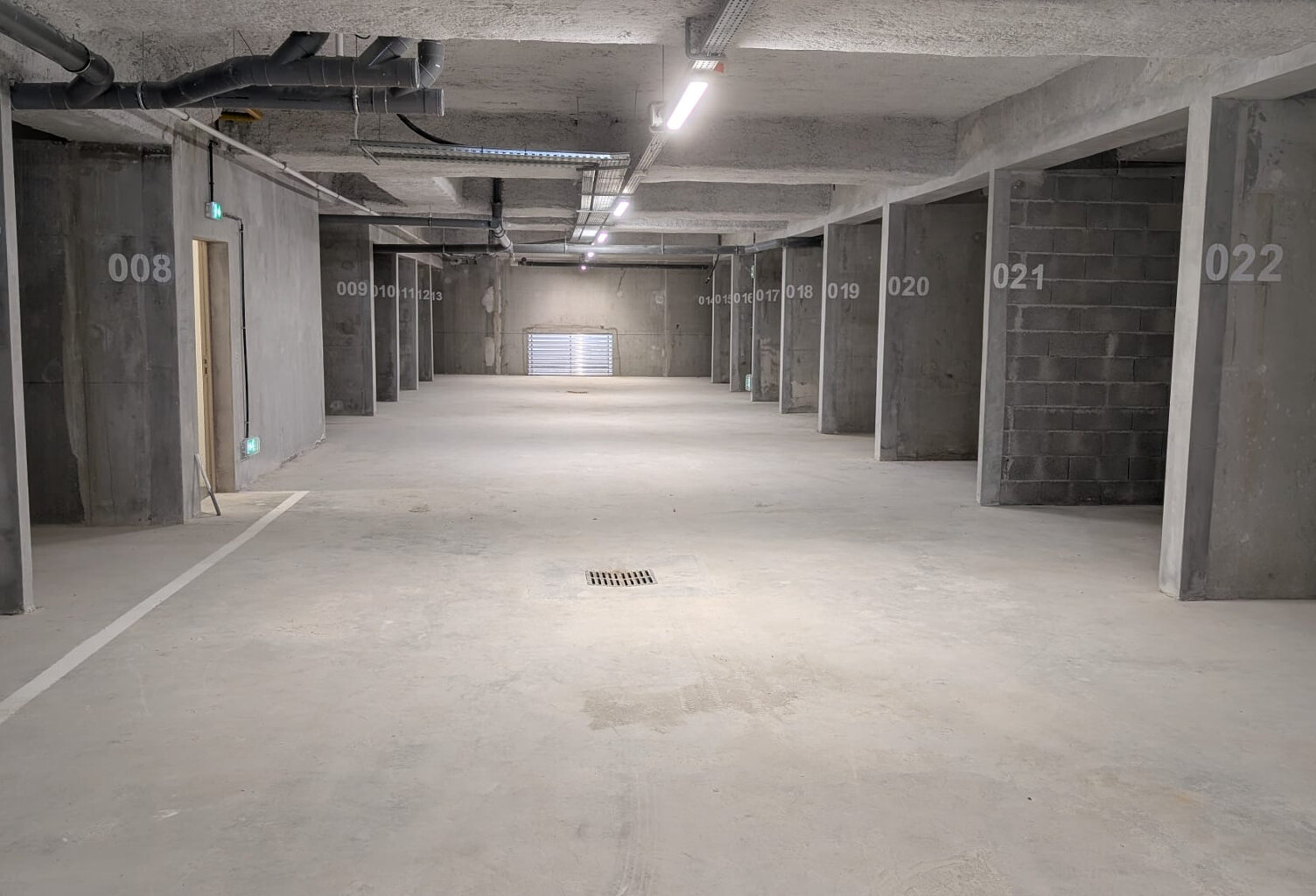 VENTE LOT 4 PARKINGS - MESSERY (74) — photo 1