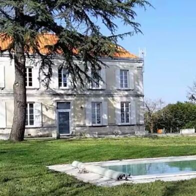 Maison 10 pièces 442260 €