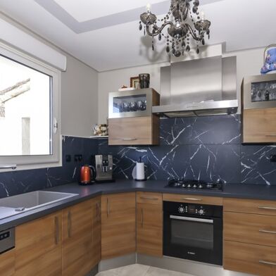 Maison 5 pièces 329800 €