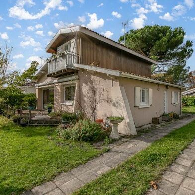 Maison 6 pièces 703936 €