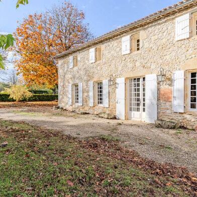 Maison 6 pièces 299500 €