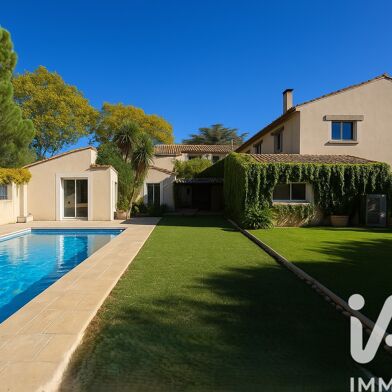 Maison 9 pièces 599000 €