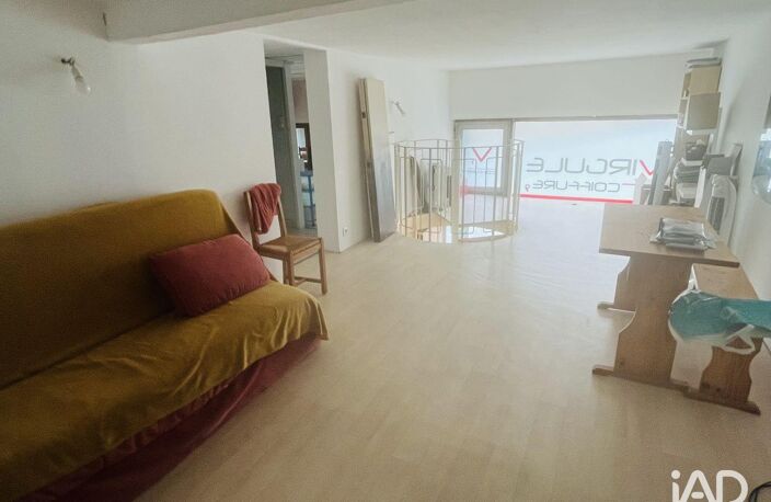 Vente Boutique/Local commercial 50 m&sup2; — photo 4