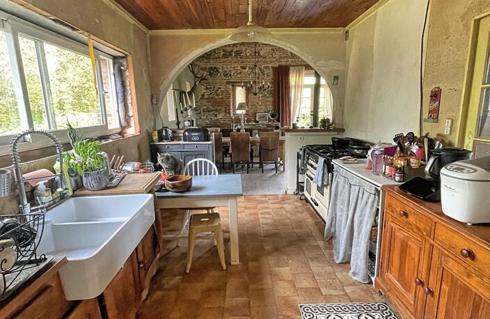 Vente Maison/villa 8 pièces — photo 2