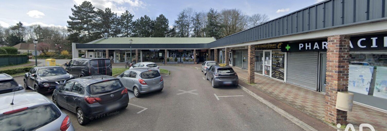 Commerce  56 m² à vendre à Santeny (94440)