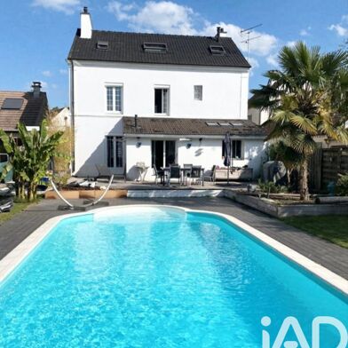 Maison 6 pièces 549000 €