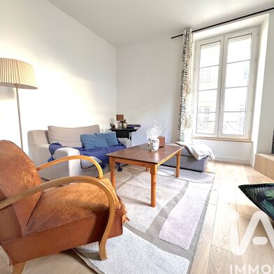 Appartement 3 pièces 337675 €