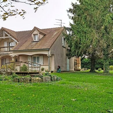 Maison 9 pièces 240000 €