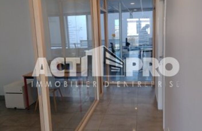 Bureaux à louer — photo 5