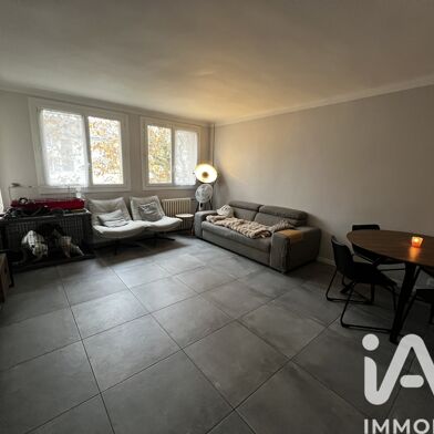 Appartement 4 pièces 216000 €