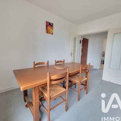 Appartement 6 pièces 117000 €