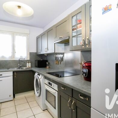 Appartement 3 pièces 210000 €