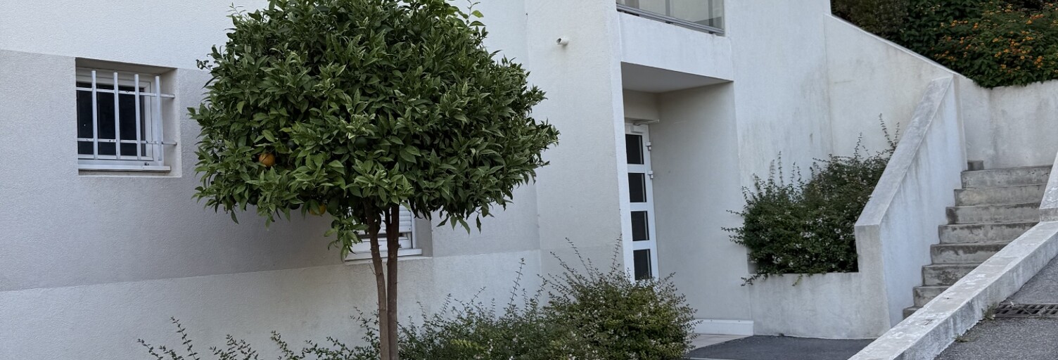 Appartement 2 Pièces 56 m² à louer à Saint-Laurent-du-Var (06700)