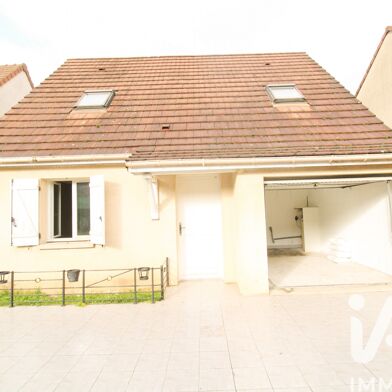 Maison 5 pièces 300000 €