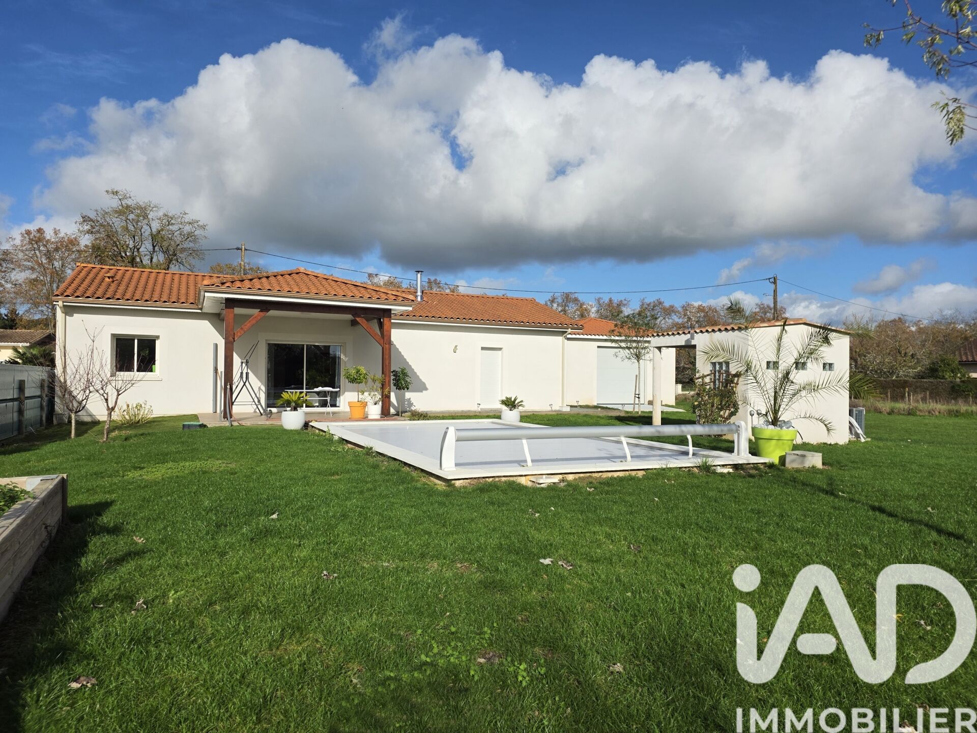Port-Ste-Foy-Et-Ponchapt - 92m² - 3p. - 2ch.