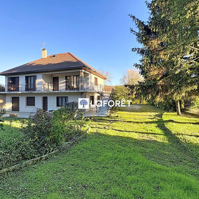 Maison 9 pièces 295000 €