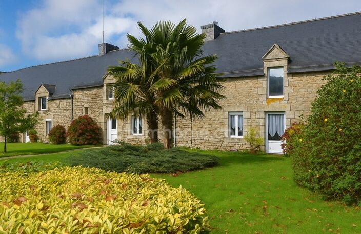 Longère du XIXème siècle à vendre 7 pièces GUEGON (56) sur vaste terrain paysagé — photo 2