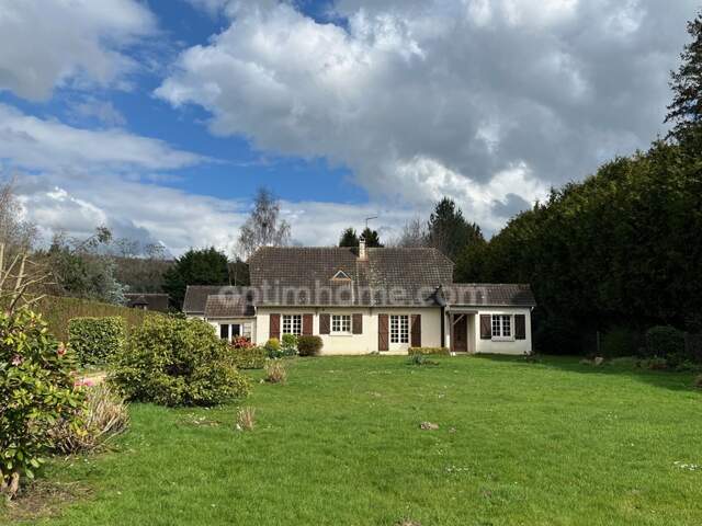 Proximité de Pont l'Evèque - Maison de 144 m2 - 3 chambres dont 1 rdc - Dépendance 65 m2 avec garage - Terrain 2177 m2 — photo du bien