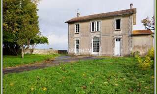 Maison 6 Pièces 144 m² à vendre à Coteaux-du-Blanzacais (16250)