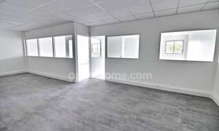 Bureau 1 Pièce 77 m² à vendre à Trappes (78190)