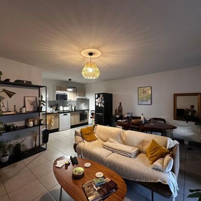 Appartement 3 pièces 1250 €