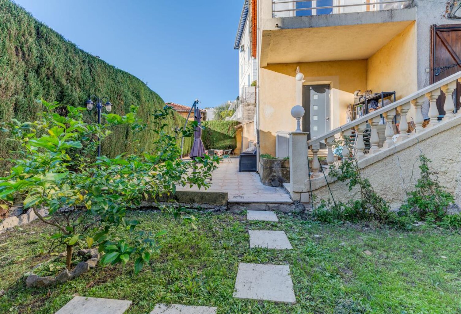Maison À Vendre — photo 1
