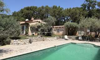 Maison 8 Pièces 188 m² à vendre à Fayence (83440)