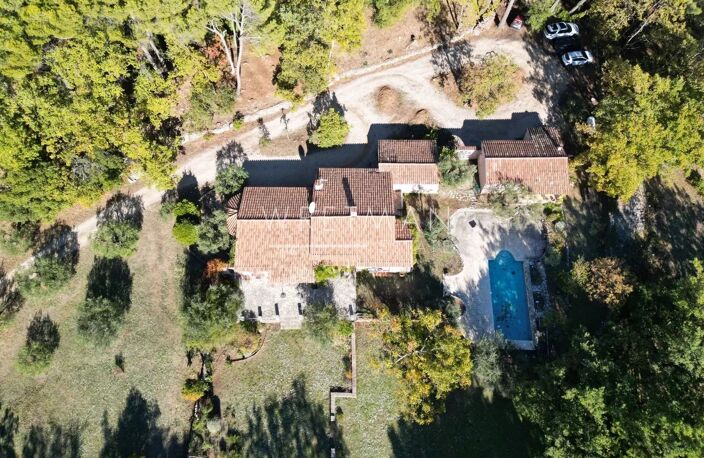 Villa de plain pied avec studio - Fayence — photo 3