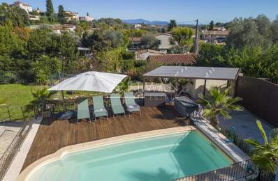 Maison individuelle avec piscine, jacuzzi et proche du village - — photo du bien