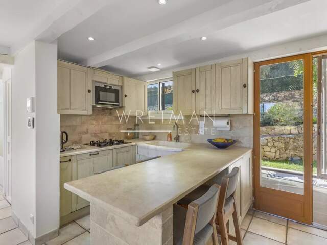 Maison individuelle avec piscine, jacuzzi et proche du village - — photo du bien