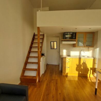 Appartement 1 pièces 820 €