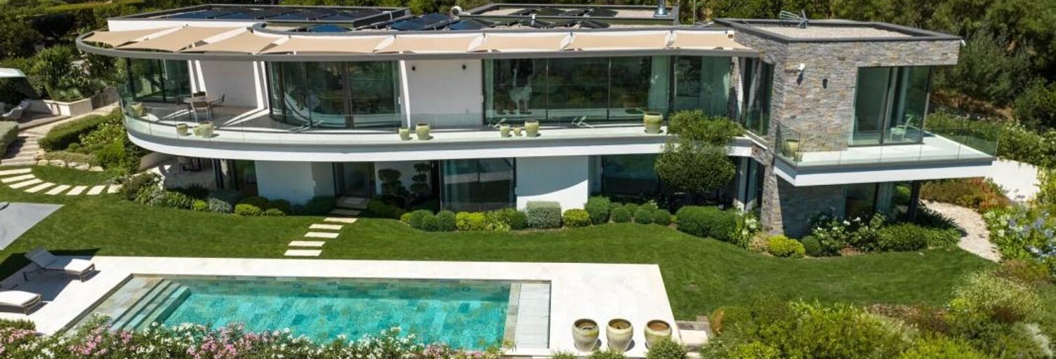 Maison 11 Pièces 410 m² à vendre à Cavalaire-sur-Mer (83240)